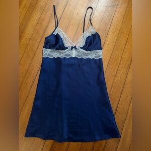 Elegant Navy Blue Lace Trim Chemise